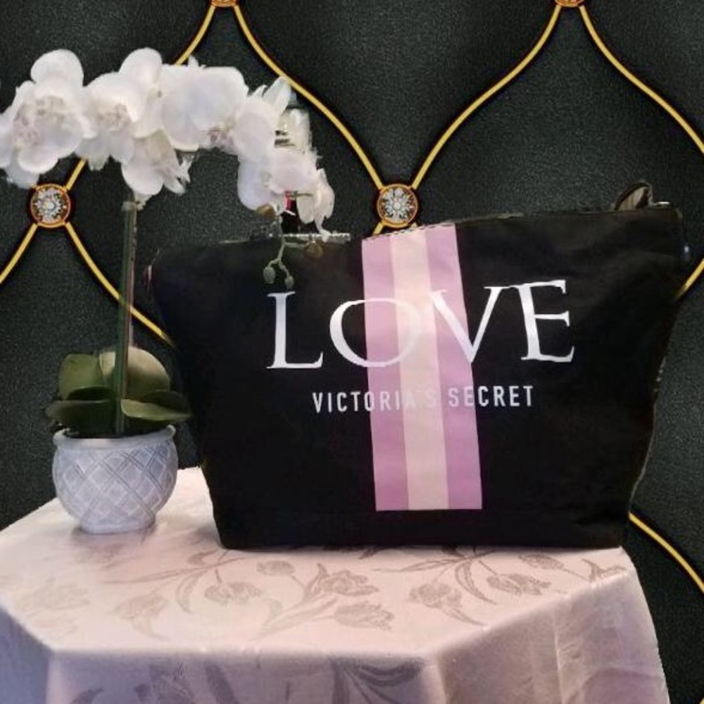 Victoria’s Secret Bag